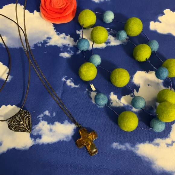 Jewelry - Picture 4 of 4